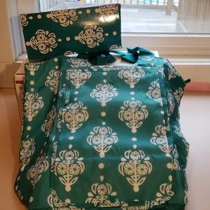 Insulated tote with box NWOT